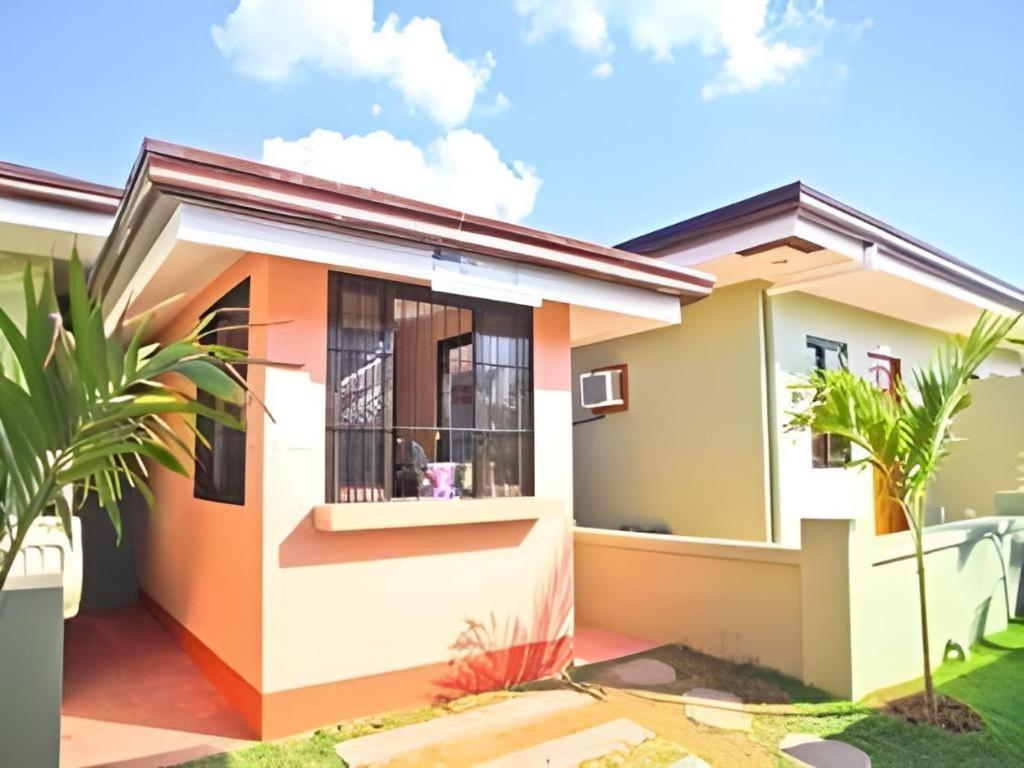 La Suena Brisa Beach Resort And Events Place Batangas Exterior photo